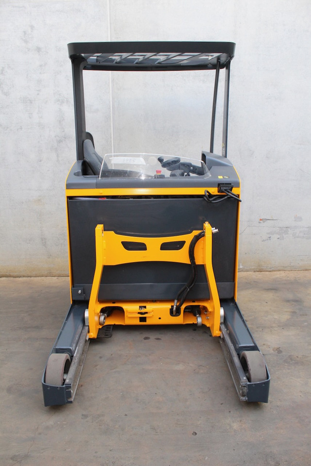 Jungheinrich ETV 214 902 DZ - Reach truck: picture 5 Jungheinrich ETV 214 902 DZ - Reach truck: picture 5