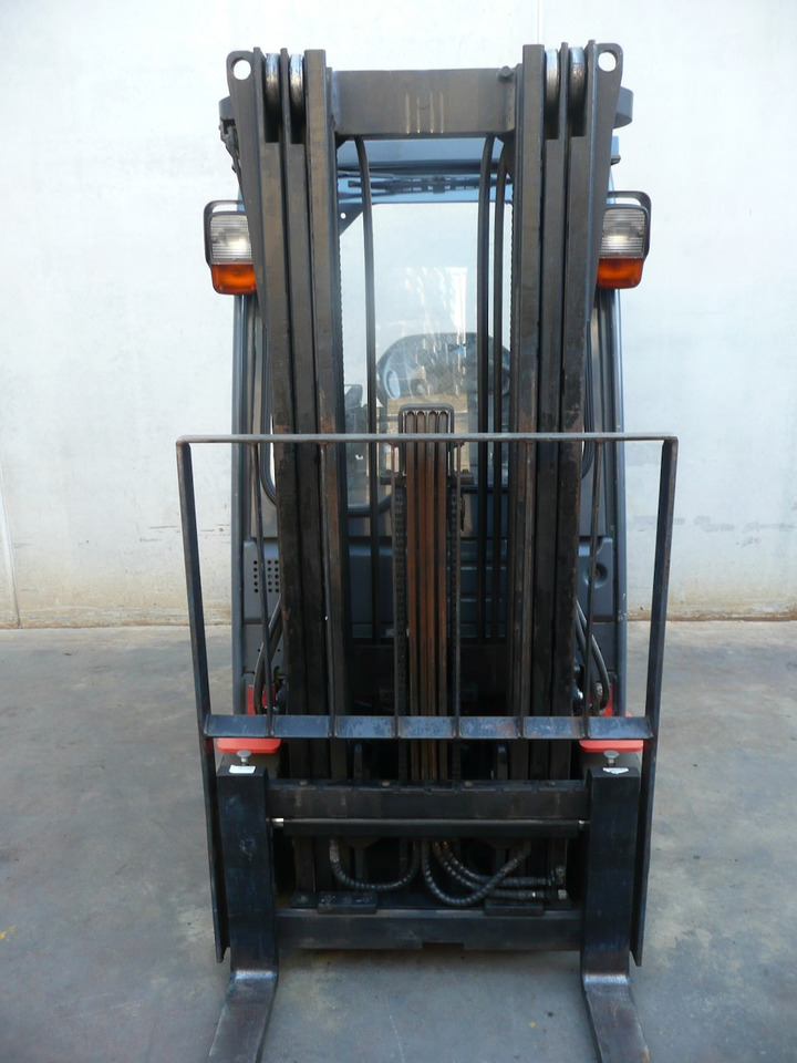 Toyota 8FBE15T - Electric forklift: picture 5 Toyota 8FBE15T - Electric forklift: picture 5