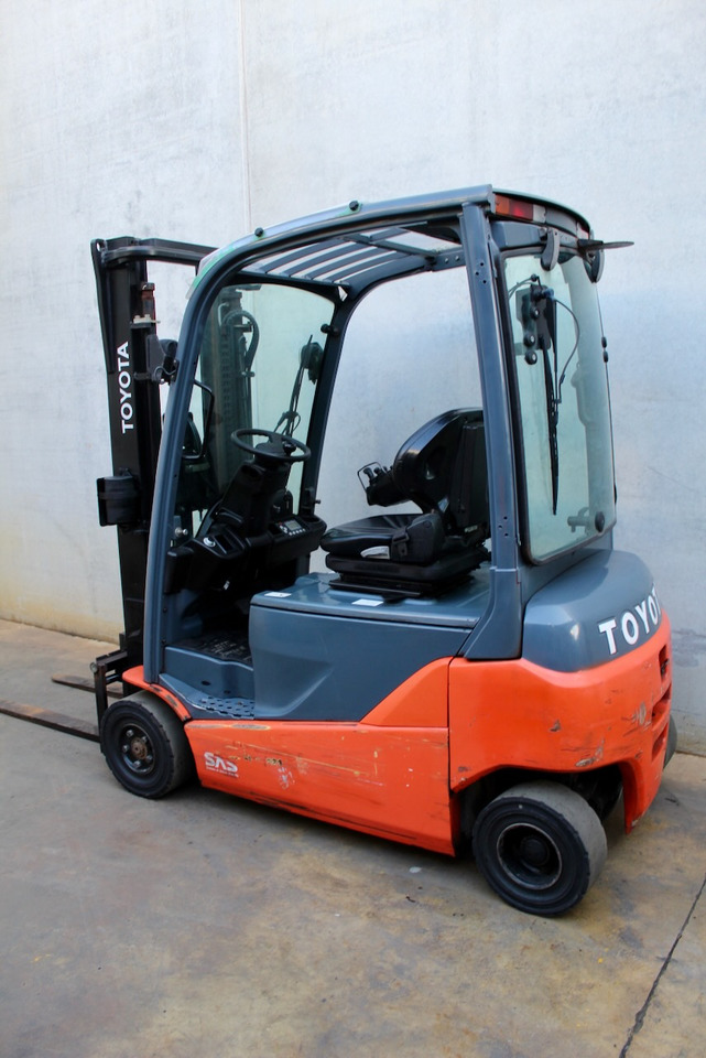 Toyota 8FBM16T - Electric forklift: picture 4 Toyota 8FBM16T - Electric forklift: picture 4