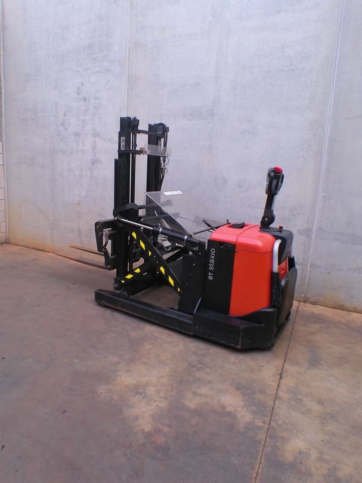 Toyota SPE 120 XR - Stacker: picture 1 Toyota SPE 120 XR - Stacker: picture 1