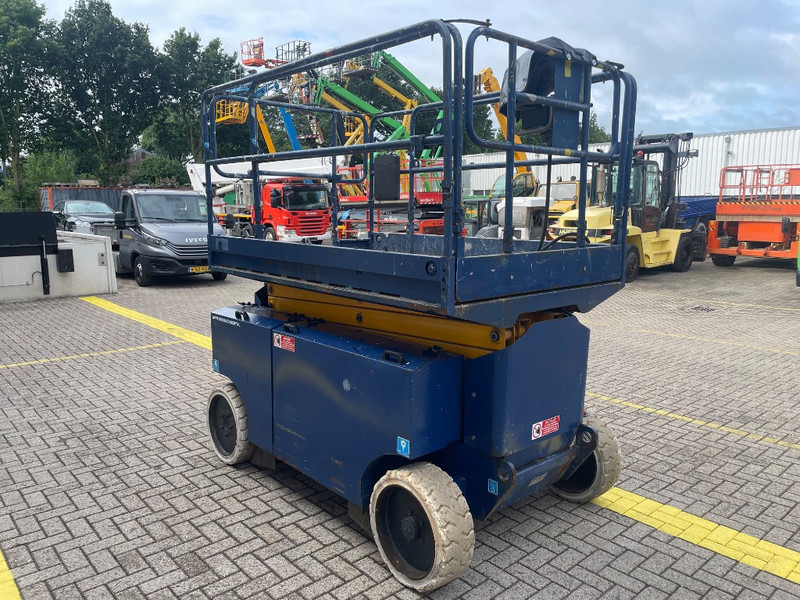 Iteco IT 12151 - Scissor lift: picture 5 Iteco IT 12151 - Scissor lift: picture 5