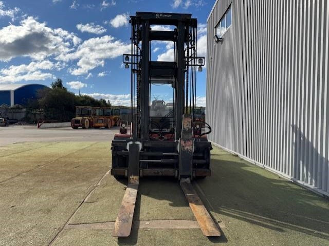 Diesel forklift Kalmar DCE 140-6: picture 9