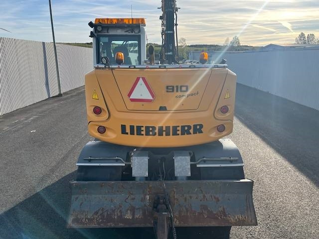 Wheel excavator Liebherr A 910 Compact: picture 7