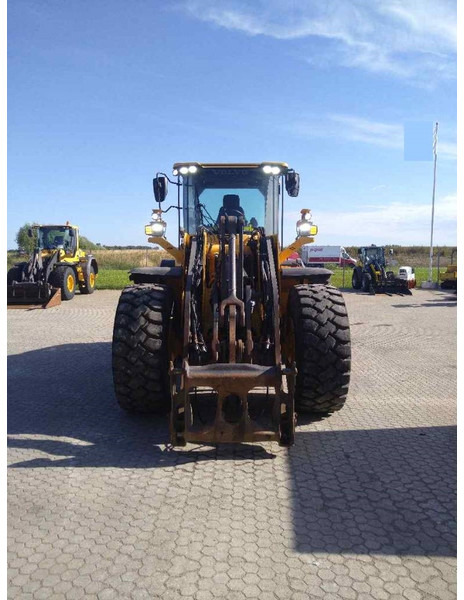 Volvo L 120 H - Wheel loader: picture 2 Volvo L 120 H - Wheel loader: picture 2