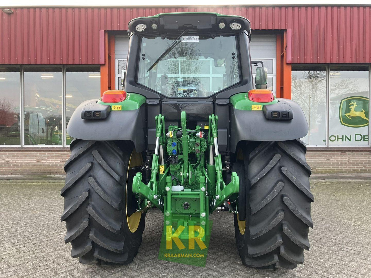 6090M John Deere - Farm tractor: picture 4 6090M John Deere - Farm tractor: picture 4