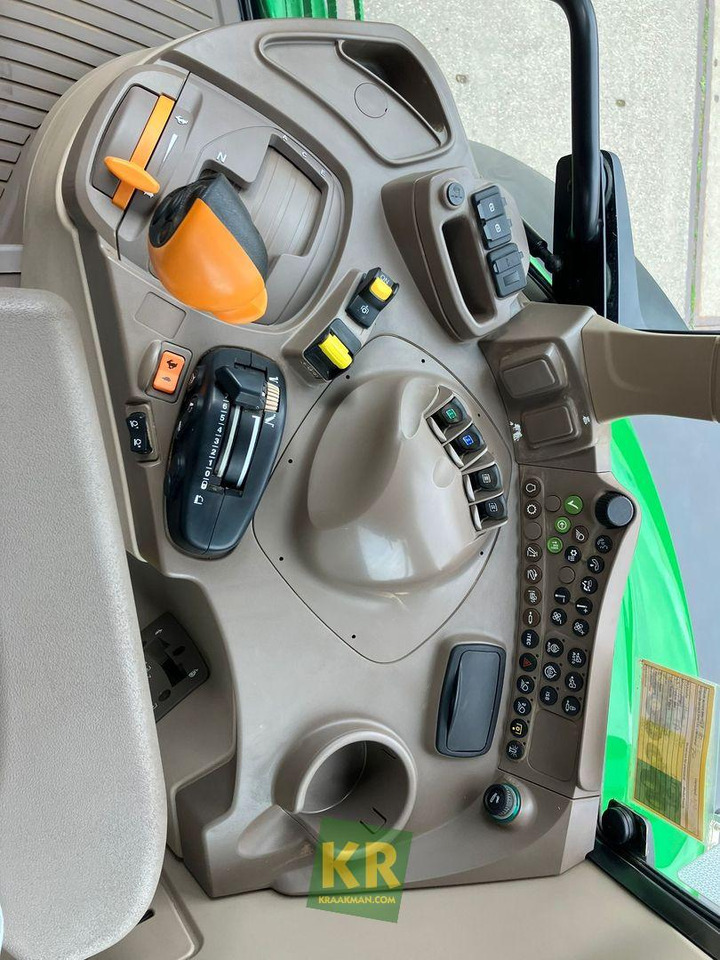 6155M John Deere - Farm tractor: picture 5 6155M John Deere - Farm tractor: picture 5