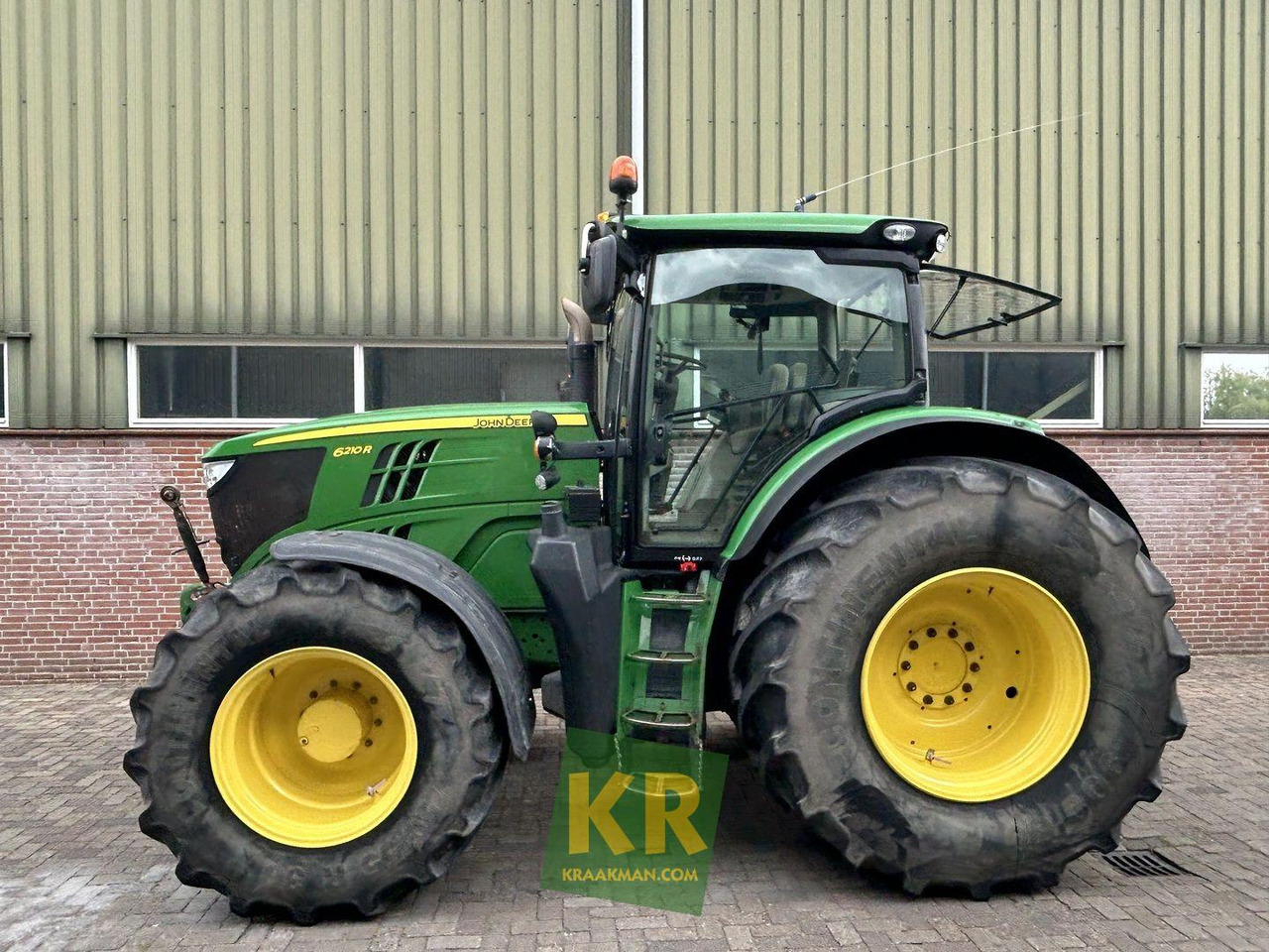 6210R John Deere - Farm tractor: picture 1 6210R John Deere - Farm tractor: picture 1
