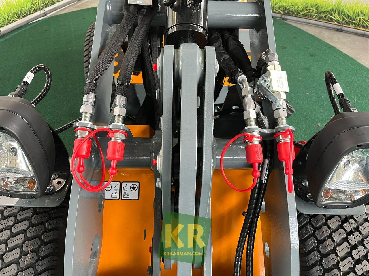 G1200 Giant - Compact loader: picture 5 G1200 Giant - Compact loader: picture 5