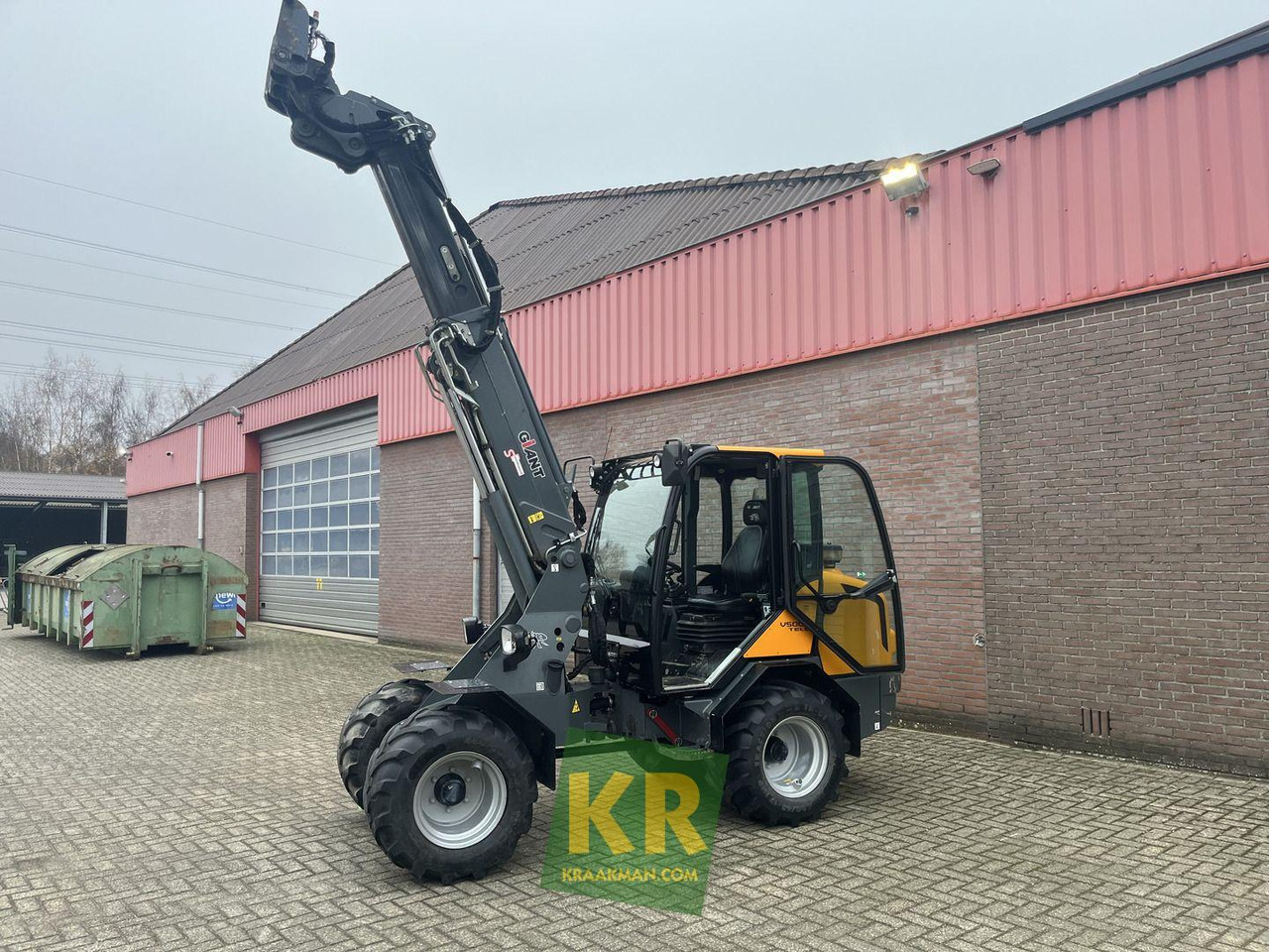 Giant V5003 - Compact loader: picture 3 Giant V5003 - Compact loader: picture 3