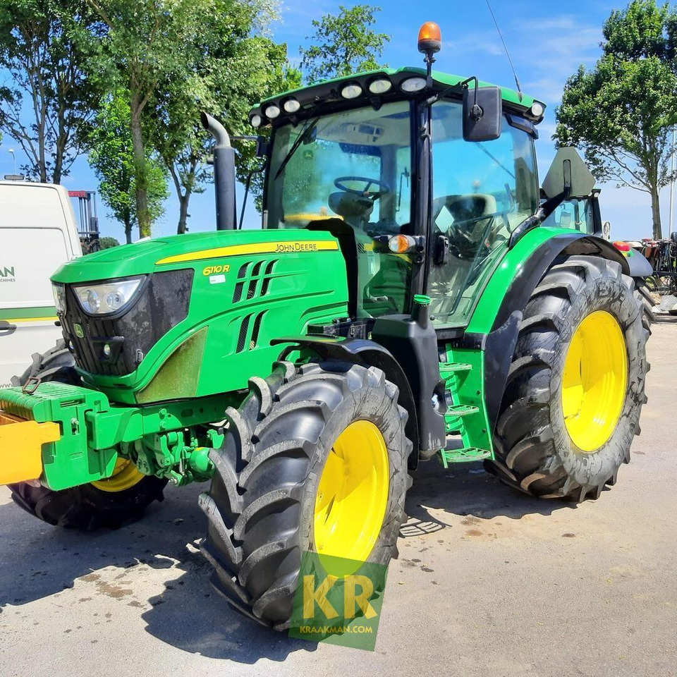 John Deere 6110R - Farm tractor: picture 1 John Deere 6110R - Farm tractor: picture 1