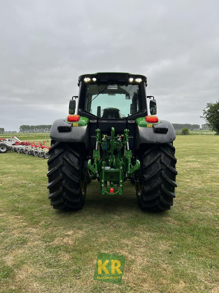 John Deere 6120M - Farm tractor: picture 4 John Deere 6120M - Farm tractor: picture 4