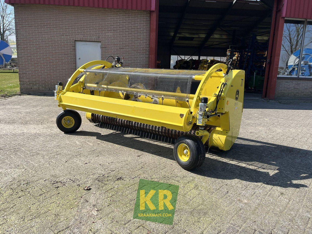 John Deere 630C - Forage harvester attachment: picture 1 John Deere 630C - Forage harvester attachment: picture 1