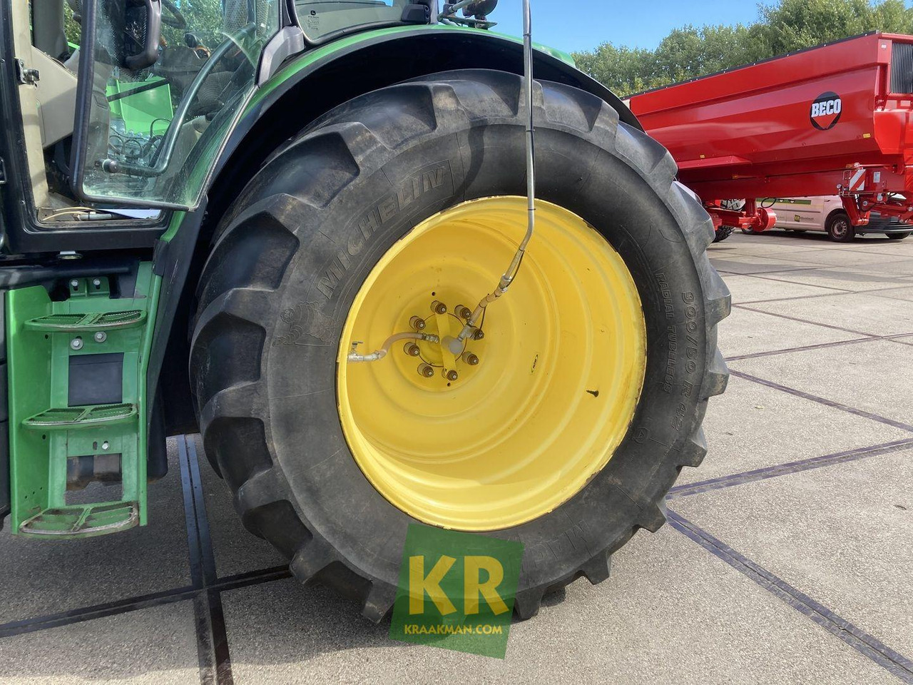 Michelin MACHXBIB - Wheel and tire package for Agricultural machinery: picture 1 Michelin MACHXBIB - Wheel and tire package for Agricultural machinery: picture 1
