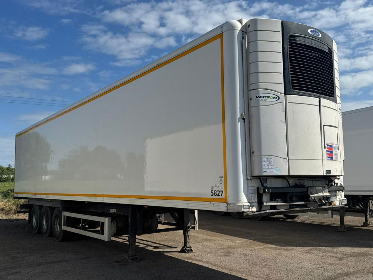 Gray and Adams 2015 Vector 1550 - Refrigerated semi-trailer: picture 1 Gray and Adams 2015 Vector 1550 - Refrigerated semi-trailer: picture 1