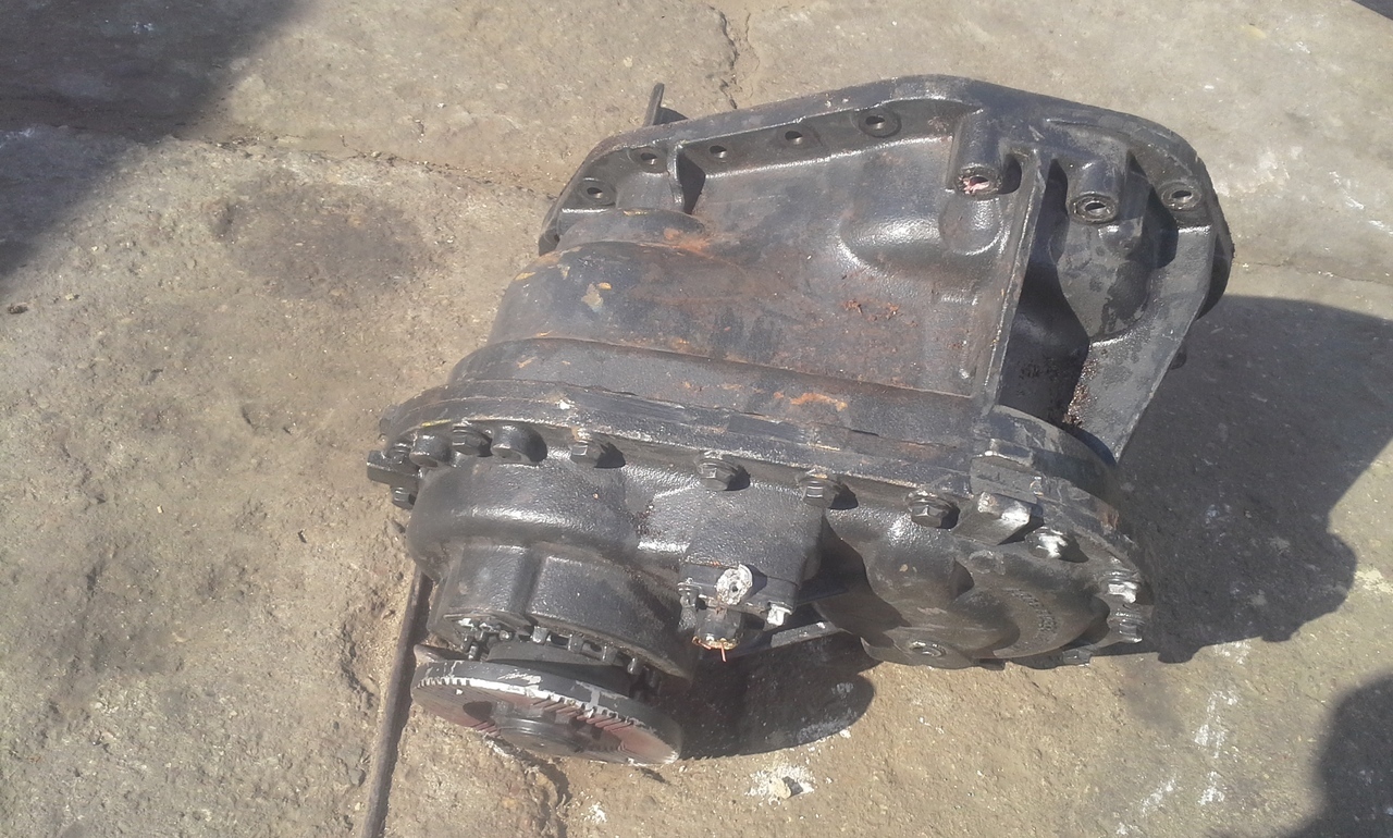 MAN HPD-1353 TGA TGS 8X6 8X8 - Rear axle for Truck: picture 1 MAN HPD-1353 TGA TGS 8X6 8X8 - Rear axle for Truck: picture 1