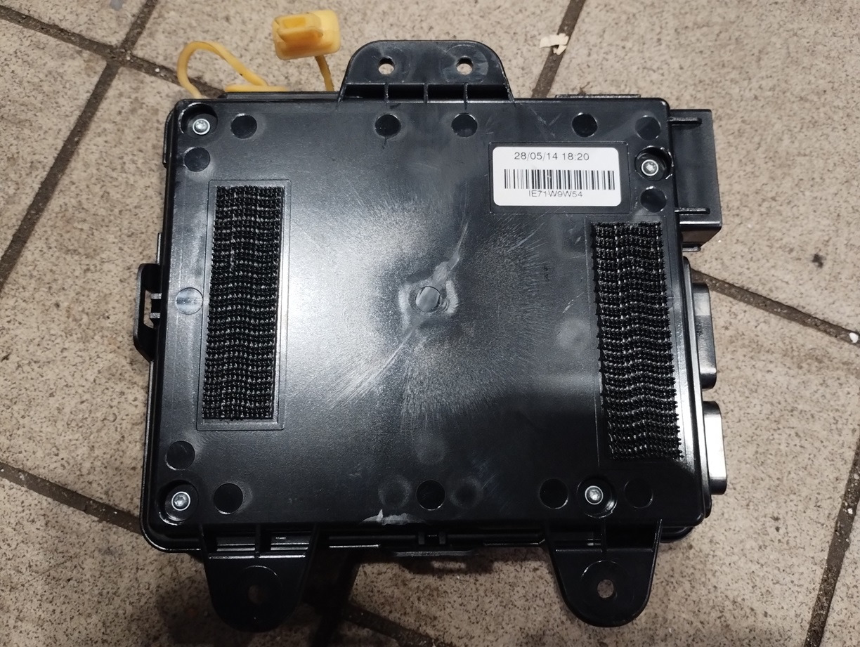 MODUŁ STEROWNIK TELEMATYKI IVECO STARLIS HI-WAY E6 5801699841 - Cab and interior: picture 3 MODUŁ STEROWNIK TELEMATYKI IVECO STARLIS HI-WAY E6 5801699841 - Cab and interior: picture 3