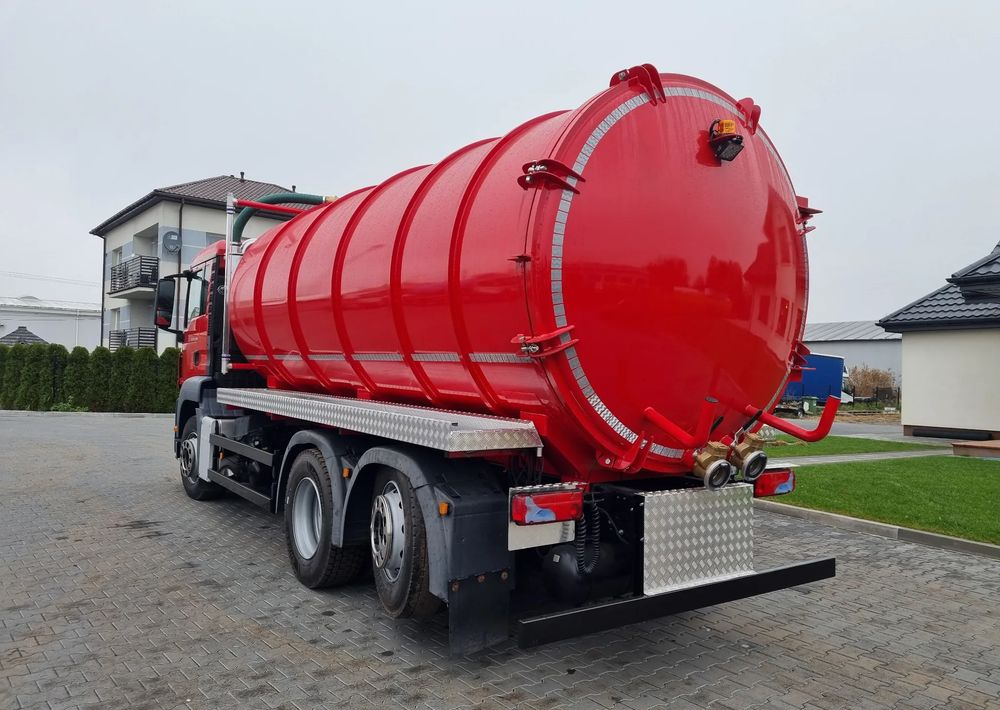 MAN TGS 26 320 - Refuse truck: picture 4 MAN TGS 26 320 - Refuse truck: picture 4