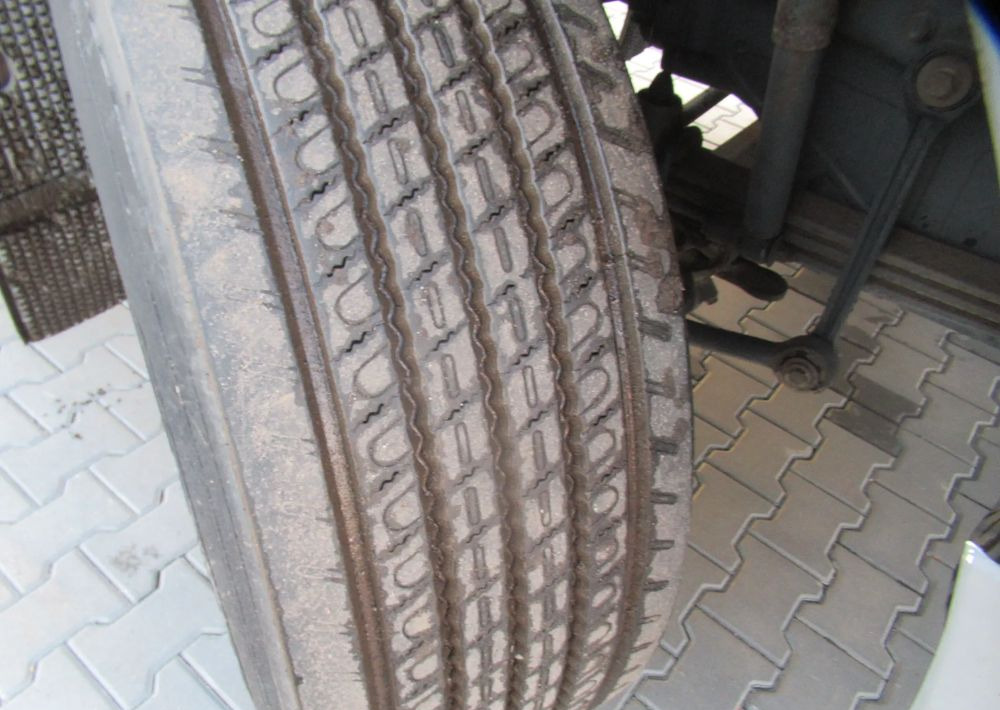 Tow truck Mercedes-Benz Axor 2540: picture 11