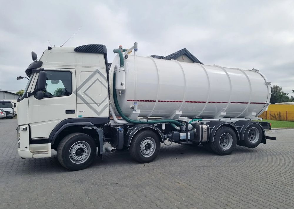 Scania P360 - Refuse truck: picture 5 Scania P360 - Refuse truck: picture 5