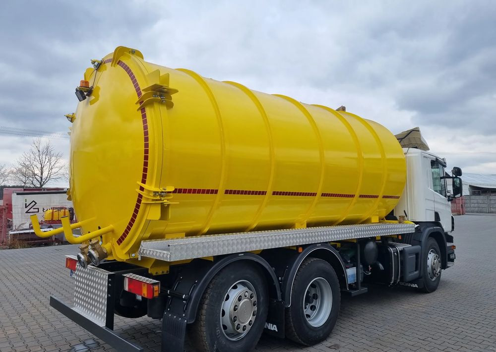 Scania P360 - Refuse truck: picture 4 Scania P360 - Refuse truck: picture 4