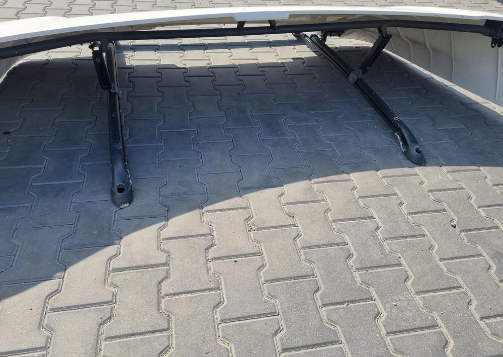 Spare parts Owiewka spojler dachowy Scania Man Mercedes: picture 6 Spare parts Owiewka spojler dachowy Scania Man Mercedes: picture 6