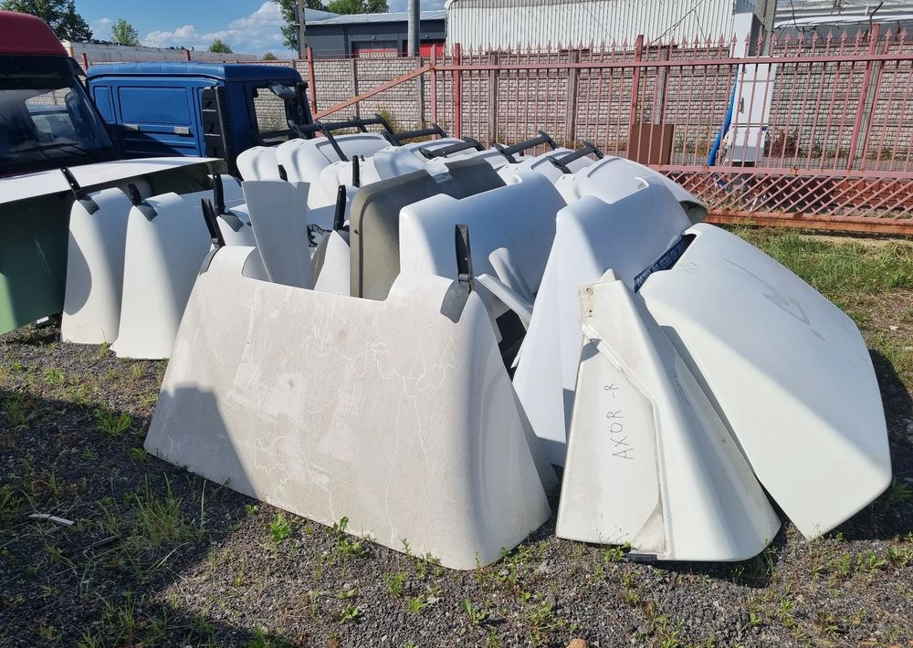 Owiewka spojler dachowy Scania Man Mercedes - Spare parts: picture 1 Owiewka spojler dachowy Scania Man Mercedes - Spare parts: picture 1