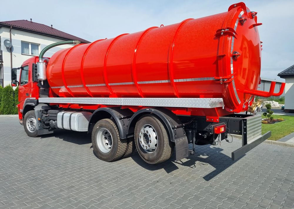Volvo FM 410 - Refuse truck: picture 5 Volvo FM 410 - Refuse truck: picture 5