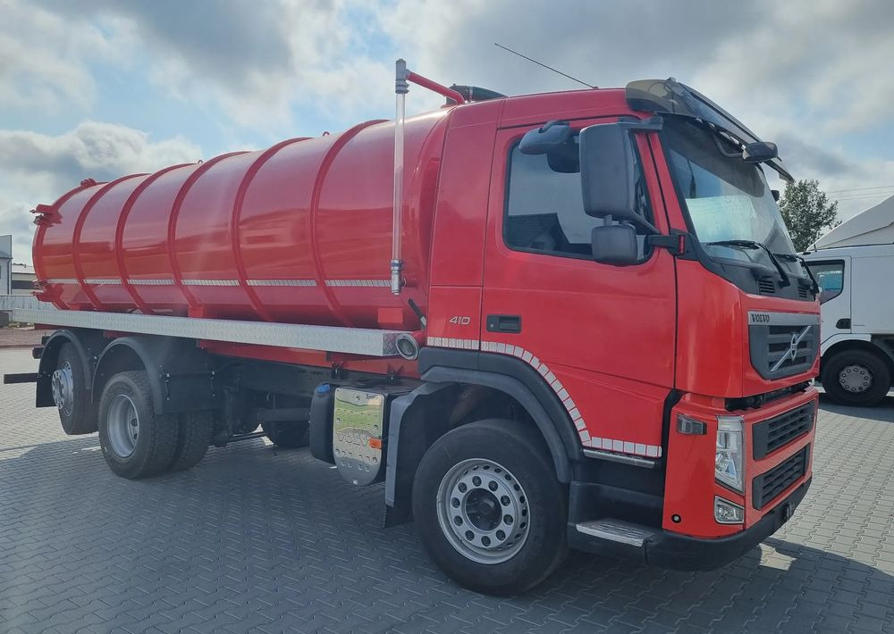 Volvo FM 410 - Refuse truck: picture 2 Volvo FM 410 - Refuse truck: picture 2
