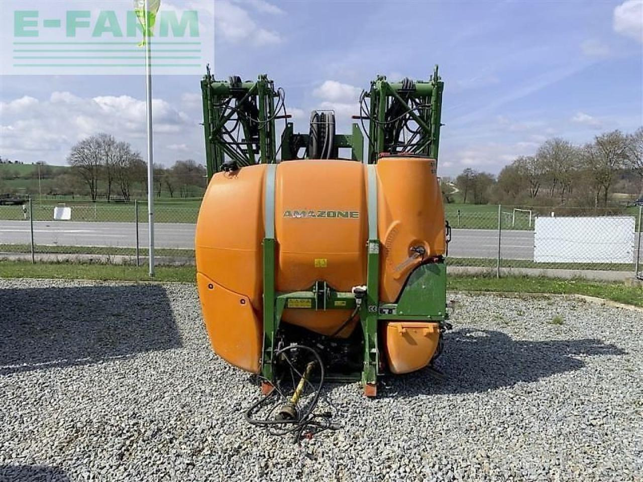 Amazone uf 1201 - Trailed sprayer: picture 2 Amazone uf 1201 - Trailed sprayer: picture 2