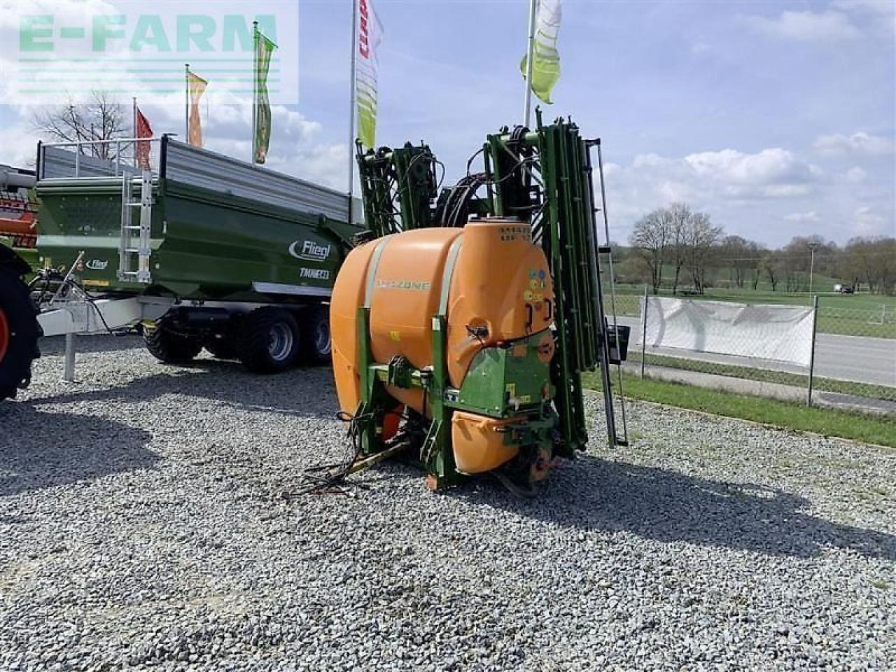 Amazone uf 1201 - Trailed sprayer: picture 3 Amazone uf 1201 - Trailed sprayer: picture 3