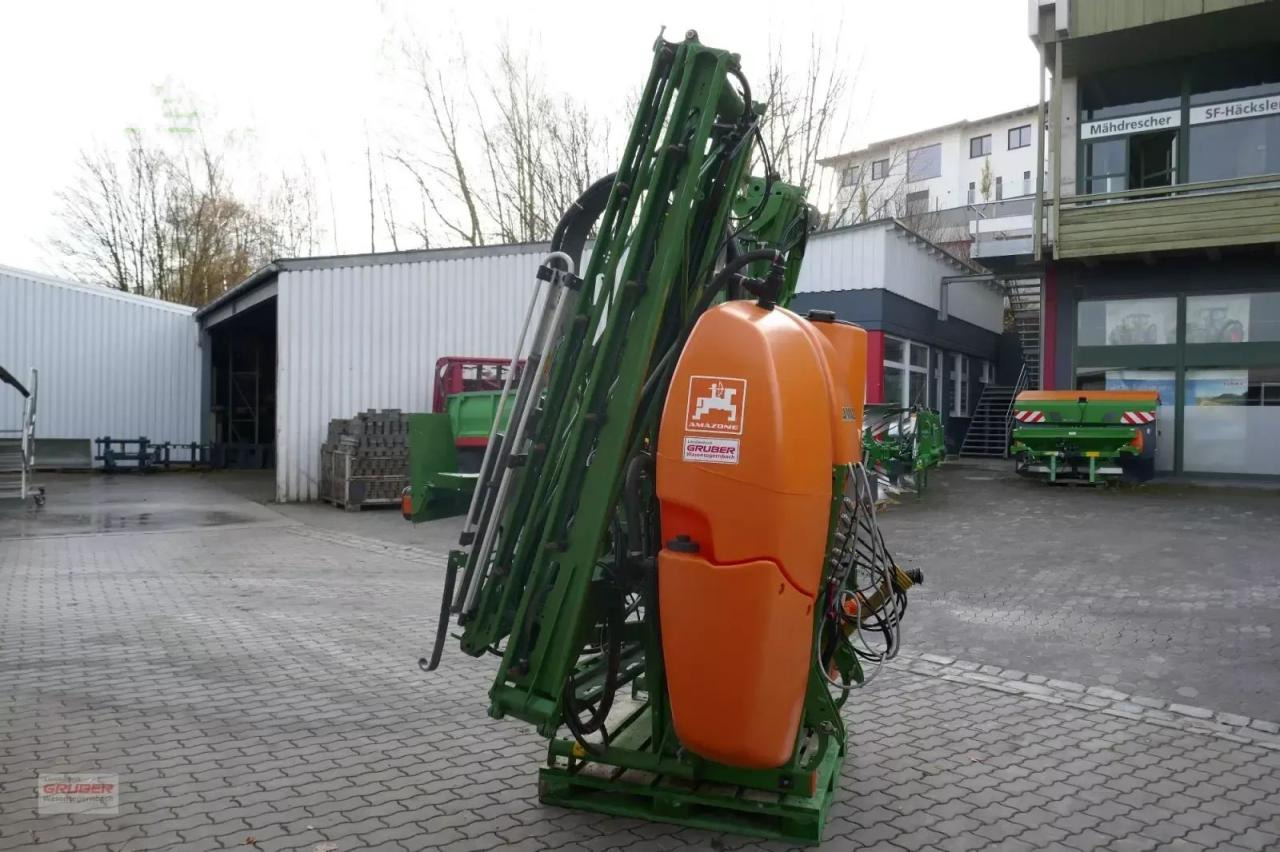 Amazone uf 1201 - Trailed sprayer: picture 5 Amazone uf 1201 - Trailed sprayer: picture 5