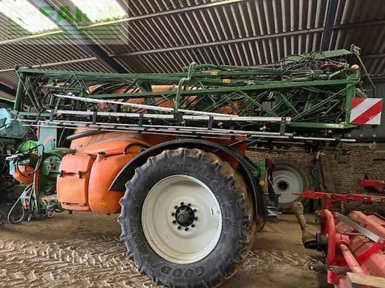 Amazone ux5200 - Trailed sprayer: picture 2 Amazone ux5200 - Trailed sprayer: picture 2