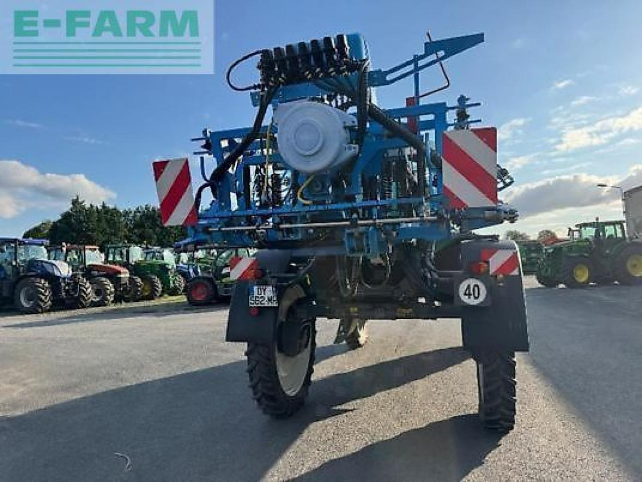 Berthoud raptor 3240 - Trailed sprayer: picture 4 Berthoud raptor 3240 - Trailed sprayer: picture 4