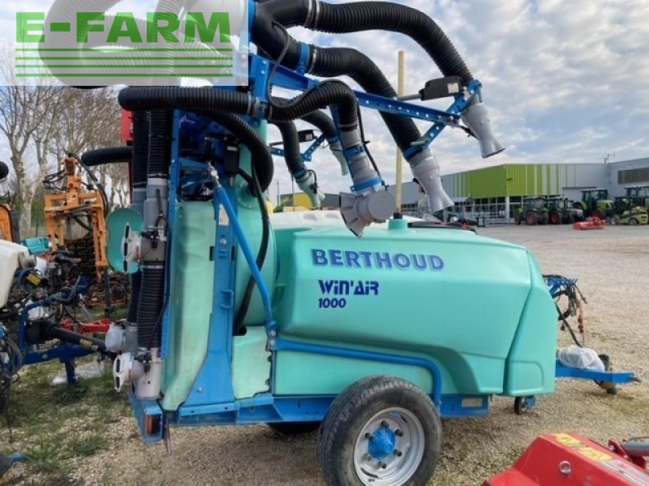 Berthoud win air - Trailed sprayer: picture 2 Berthoud win air - Trailed sprayer: picture 2