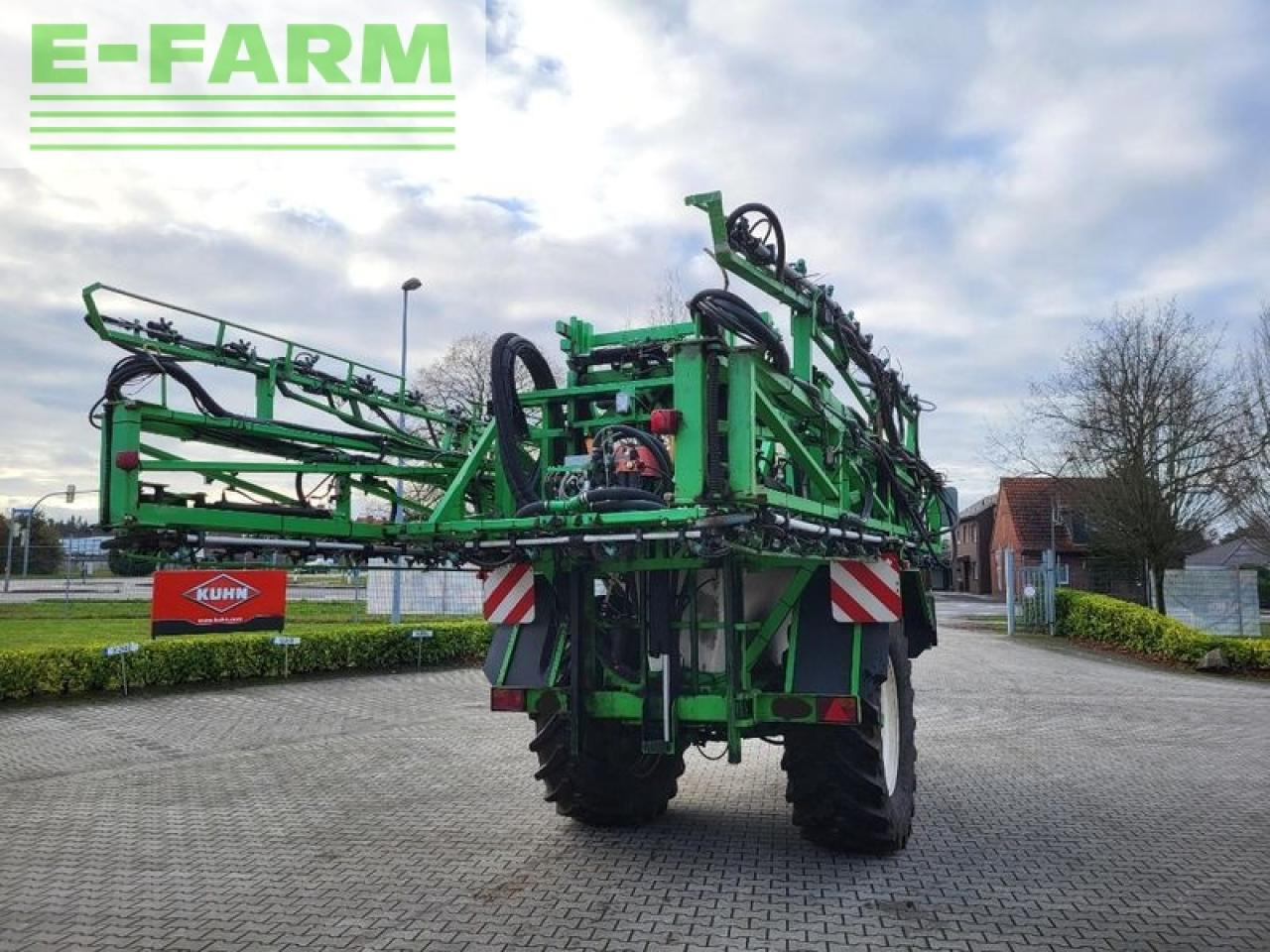 CHD 6045 - Trailed sprayer: picture 5 CHD 6045 - Trailed sprayer: picture 5