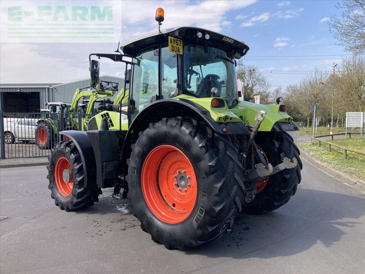CLAAS ARION 650 T4I CIS 50K CIS - Farm tractor: picture 3 CLAAS ARION 650 T4I CIS 50K CIS - Farm tractor: picture 3