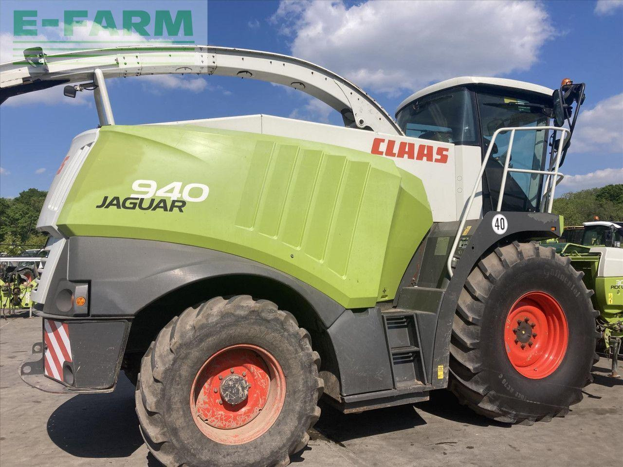 CLAAS JAGUAR 940 C/W PU300 4WD - Forage harvester: picture 1 CLAAS JAGUAR 940 C/W PU300 4WD - Forage harvester: picture 1