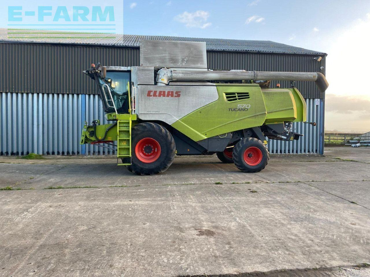 CLAAS TUCANO 570 - Combine harvester: picture 1 CLAAS TUCANO 570 - Combine harvester: picture 1