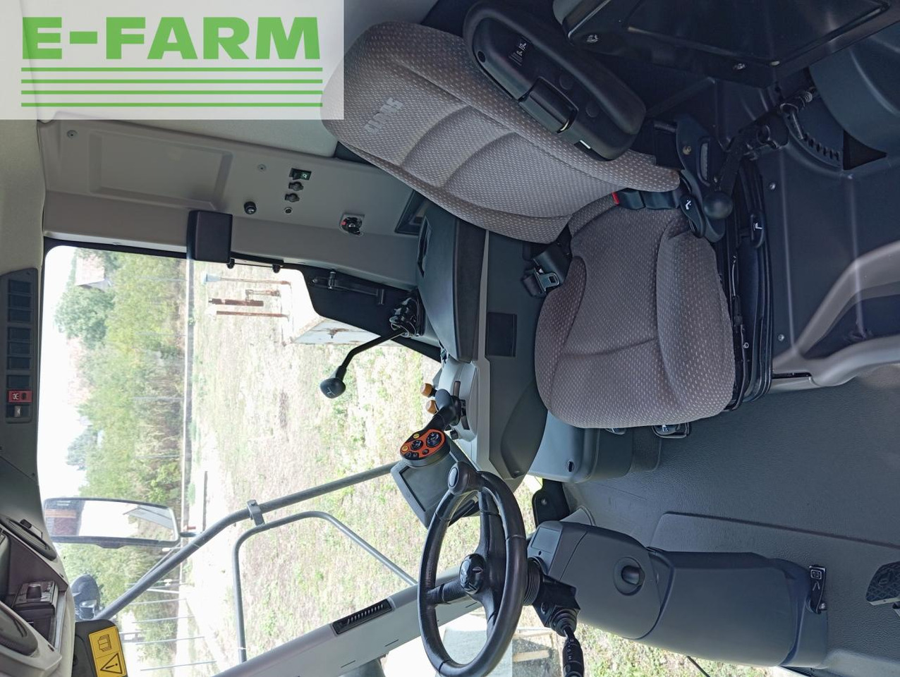 CLAAS Tucano 330 - Combine harvester: picture 4 CLAAS Tucano 330 - Combine harvester: picture 4