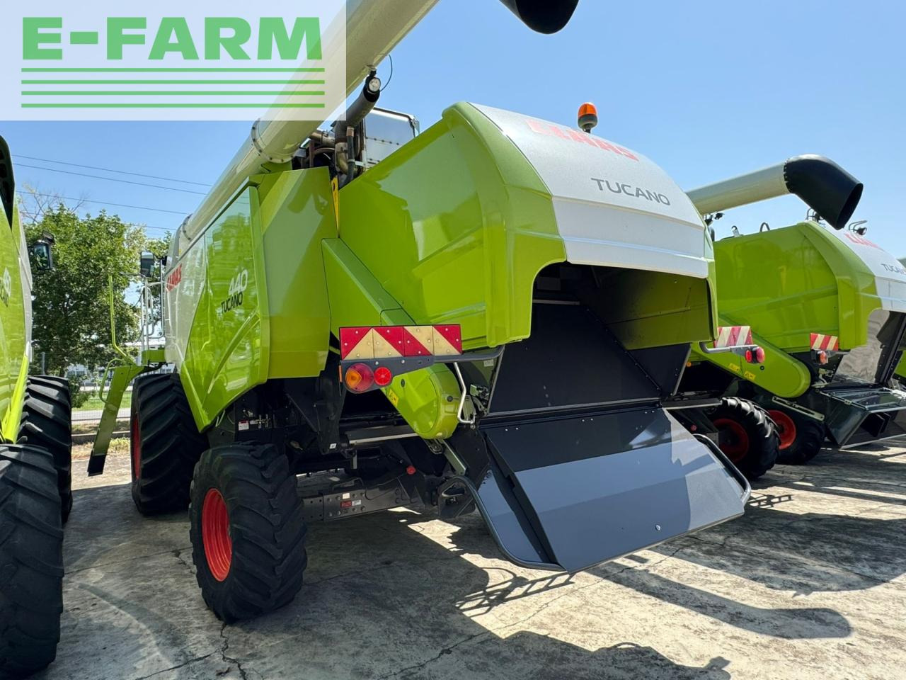 CLAAS Tucano 440 - Combine harvester: picture 3 CLAAS Tucano 440 - Combine harvester: picture 3
