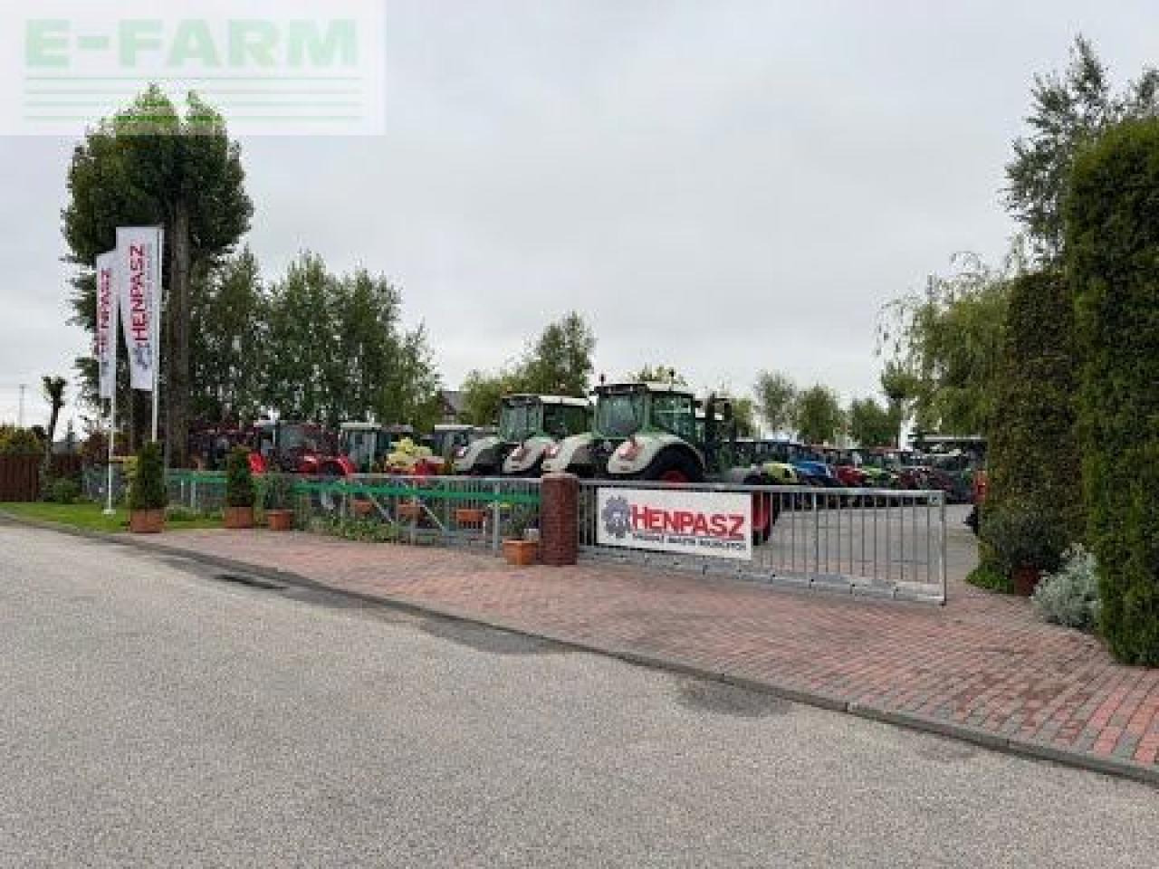 Farm tractor CLAAS ares 617 atz ATZ: picture 34