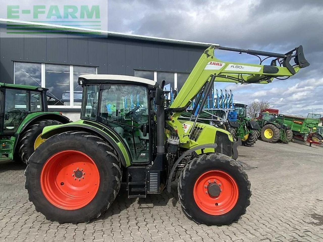 CLAAS arion 420 - Farm tractor: picture 4 CLAAS arion 420 - Farm tractor: picture 4