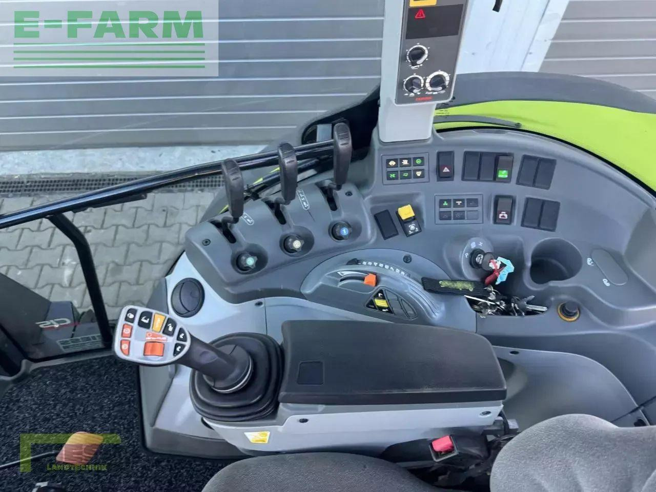 CLAAS arion 420 cis a32 - Farm tractor: picture 5 CLAAS arion 420 cis a32 - Farm tractor: picture 5