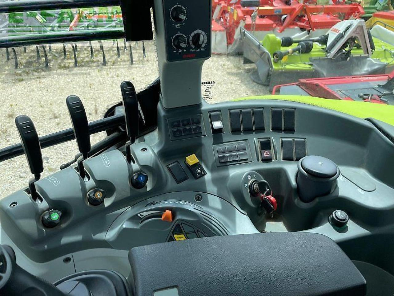 Farm tractor CLAAS arion 420 cis inkl. fkh / fzw / dl: picture 16