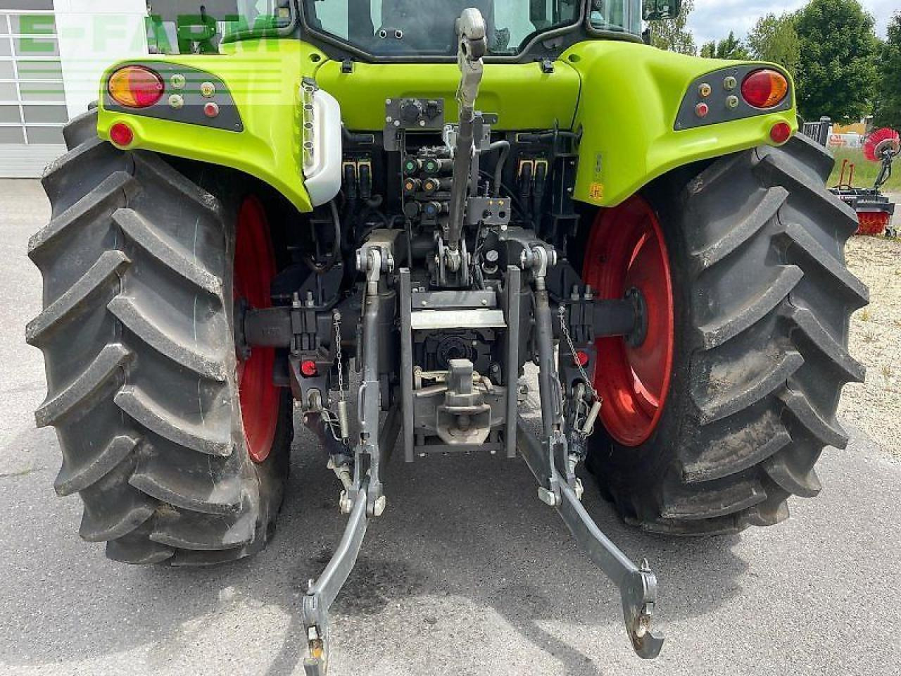 CLAAS arion 420 cis inkl. fkh / fzw / dl - Farm tractor: picture 3 CLAAS arion 420 cis inkl. fkh / fzw / dl - Farm tractor: picture 3
