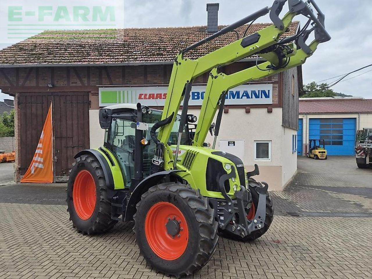 CLAAS arion 420 cis mit va federung, drulu, panoramic - Farm tractor: picture 1 CLAAS arion 420 cis mit va federung, drulu, panoramic - Farm tractor: picture 1