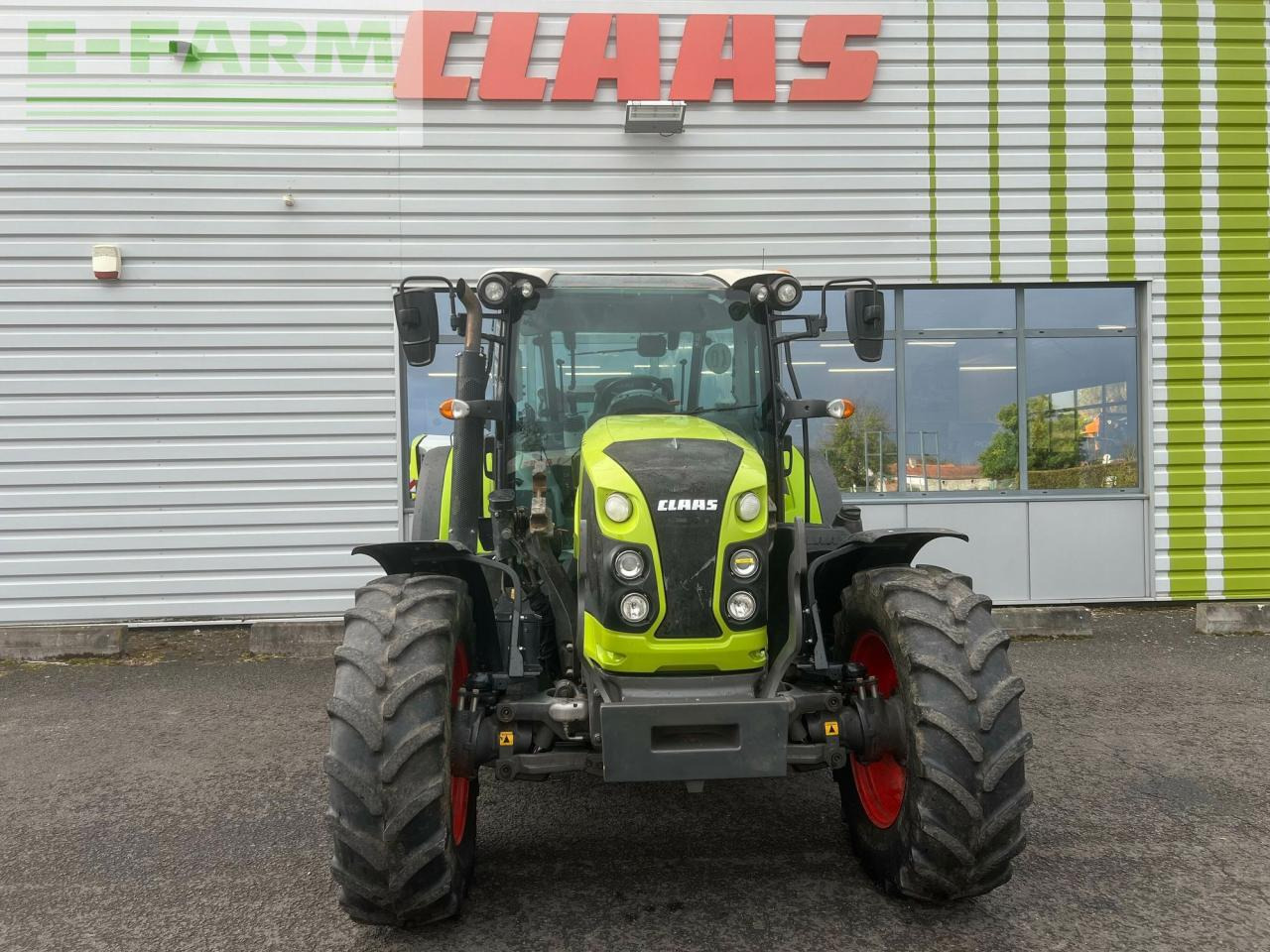 CLAAS arion 430 sur mesure - Farm tractor: picture 2 CLAAS arion 430 sur mesure - Farm tractor: picture 2