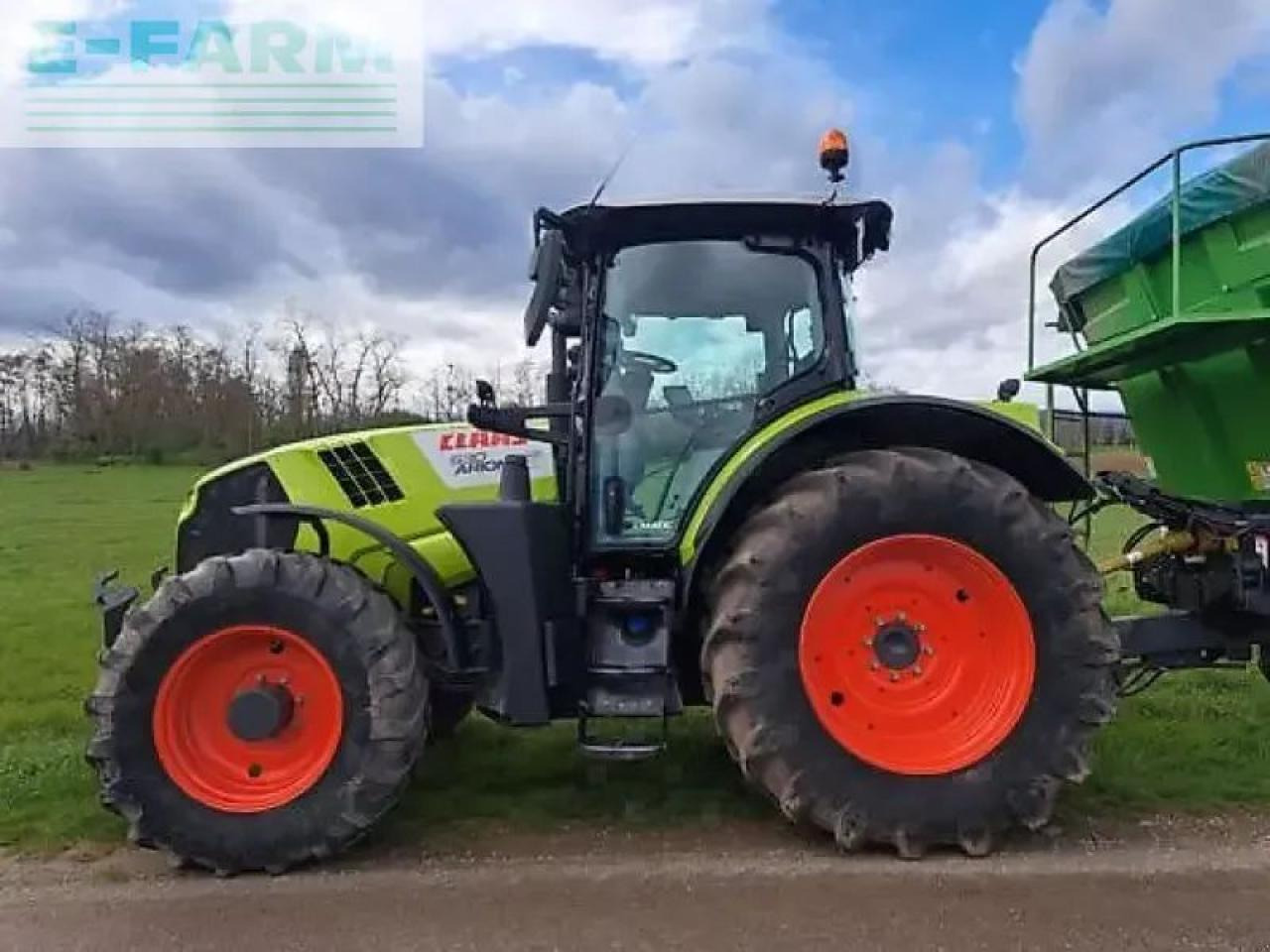 CLAAS arion 630 cmatic CMATIC - Farm tractor: picture 1 CLAAS arion 630 cmatic CMATIC - Farm tractor: picture 1