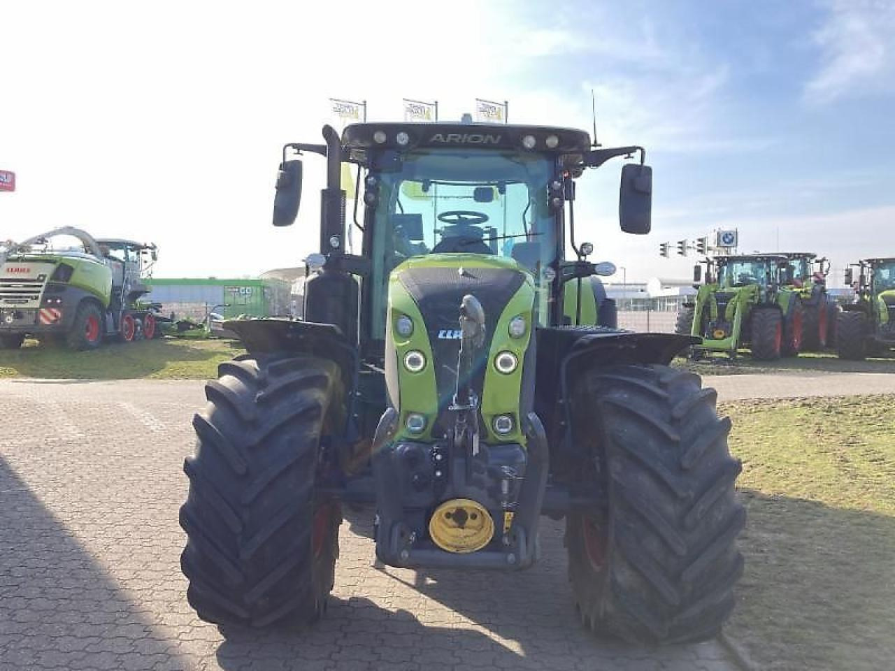 CLAAS arion 650 st4 cmatic - Farm tractor: picture 2 CLAAS arion 650 st4 cmatic - Farm tractor: picture 2