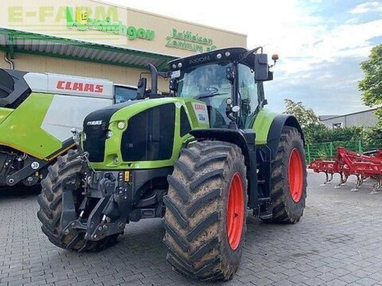 CLAAS axion 930 cmatic cebis CMATIC CEBIS - Farm tractor: picture 2 CLAAS axion 930 cmatic cebis CMATIC CEBIS - Farm tractor: picture 2